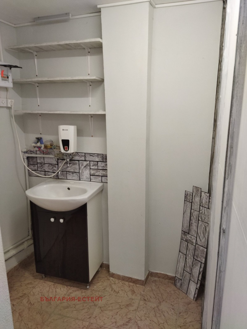 Дава под наем ОФИС, гр. Варна, Център, снимка 2 - Офиси - 53106254