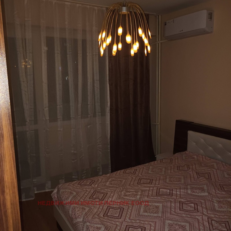 Дава под наем 3-СТАЕН, гр. Перник, Изток, снимка 10 - Апартаменти - 53520092