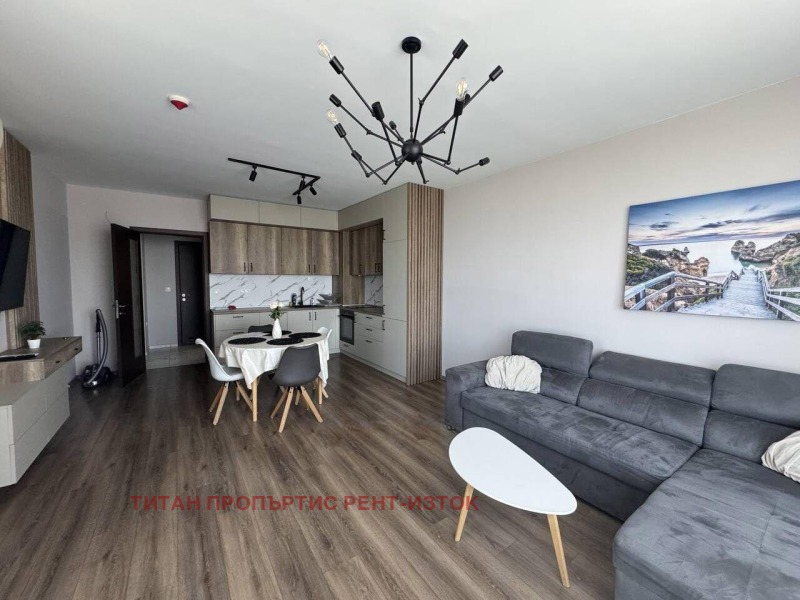 Дава под наем 3-СТАЕН, гр. Бургас, Славейков