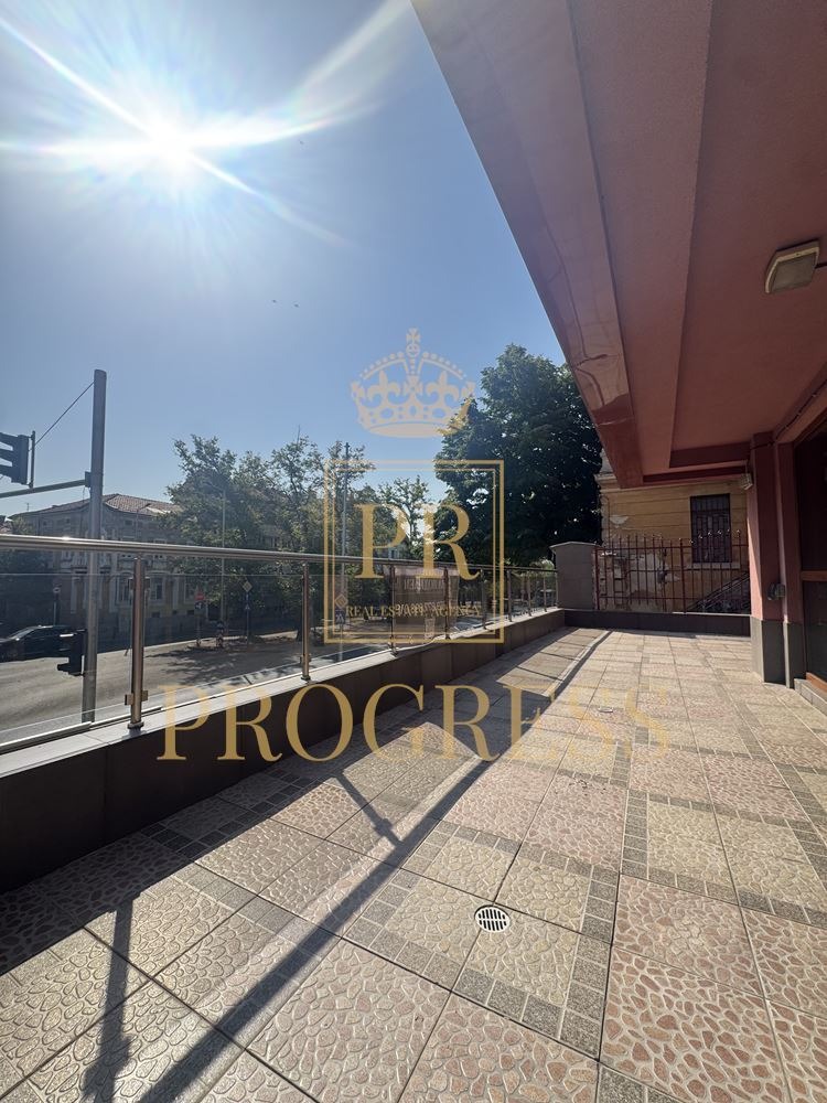Дава под наем ОФИС, гр. Пловдив, Център, снимка 12 - Офиси - 55951258