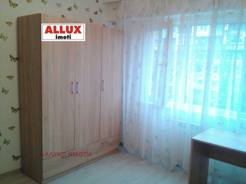 Дава под наем 3-СТАЕН, гр. Русе, Възраждане, снимка 10 - Апартаменти - 52996541