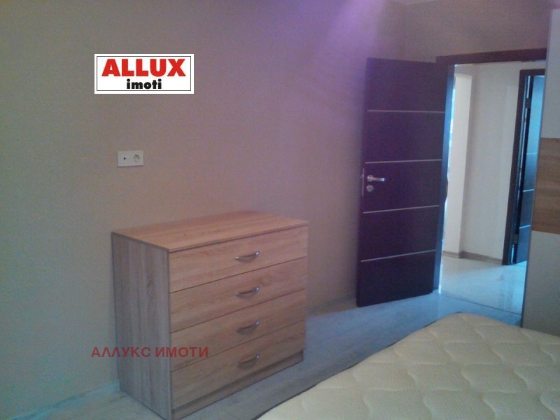 Дава под наем 3-СТАЕН, гр. Русе, Възраждане, снимка 12 - Апартаменти - 52996541