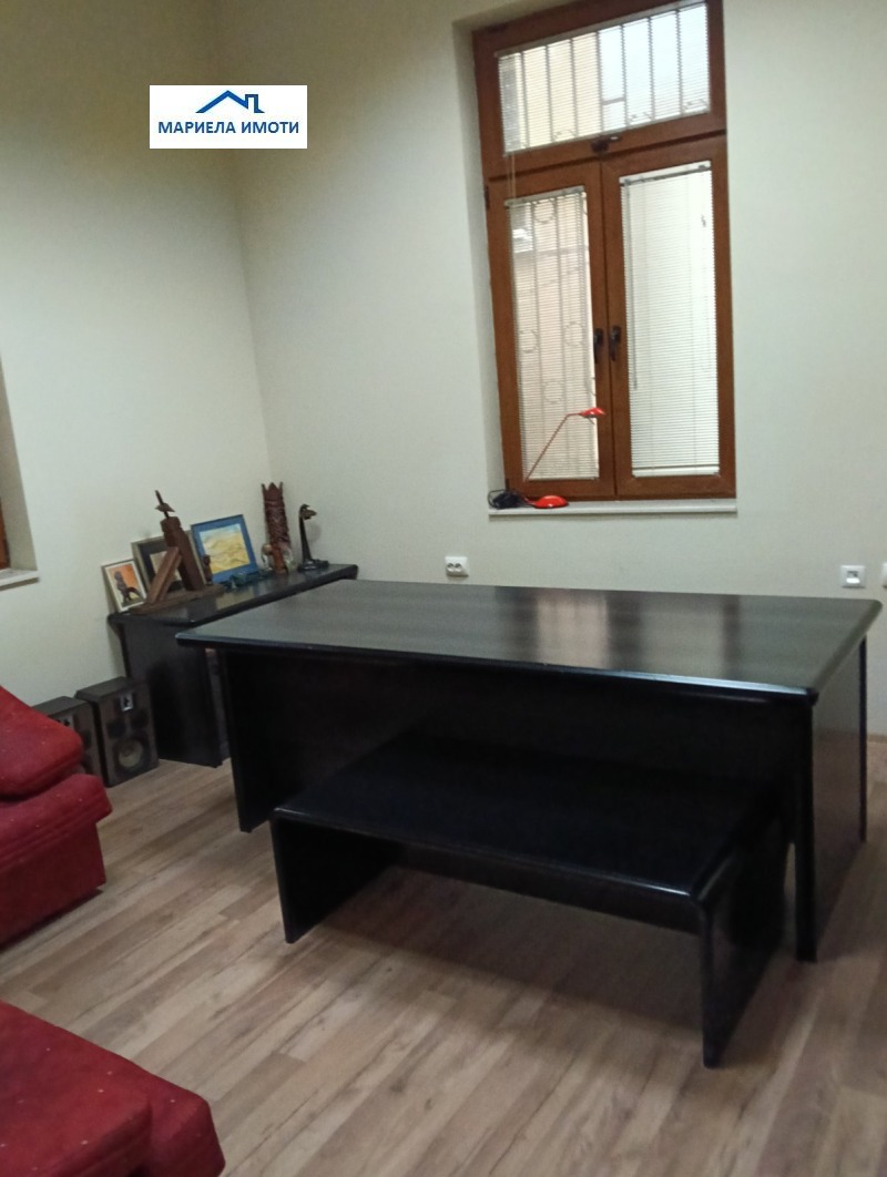 Под наем ОФИС, град Пловдив, Център • 700 € / 1369.08 лв. • 91764071 1