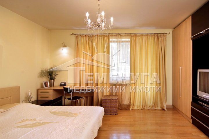Vuokrattavana  Talo Sofia , Pavlovo , 195 neliömetriä | 96540791 - kuva [10]