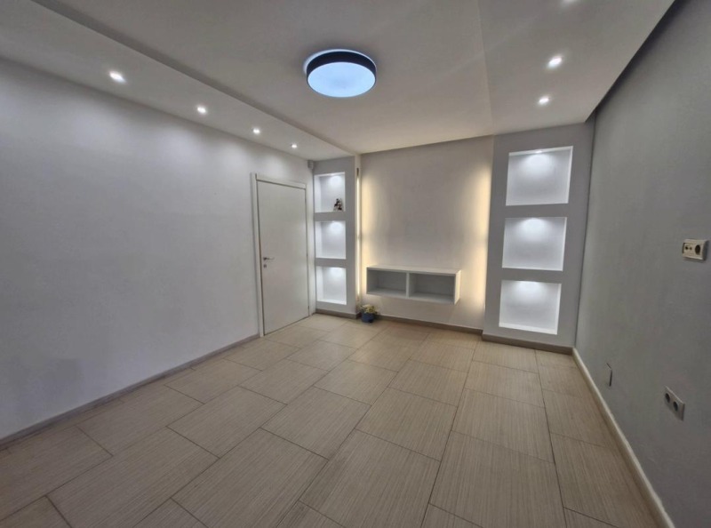 De inchiriat  3+ dormitor Sofia , Lozeneț , 180 mp | 71313035 - imagine [3]