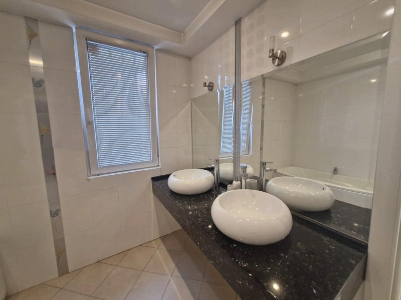 De inchiriat  3+ dormitor Sofia , Lozeneț , 180 mp | 71313035 - imagine [13]