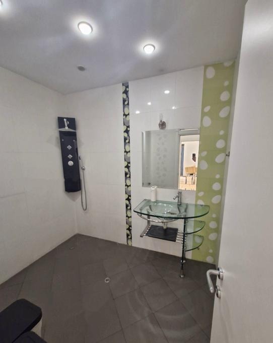 De inchiriat  3+ dormitor Sofia , Lozeneț , 180 mp | 71313035 - imagine [14]