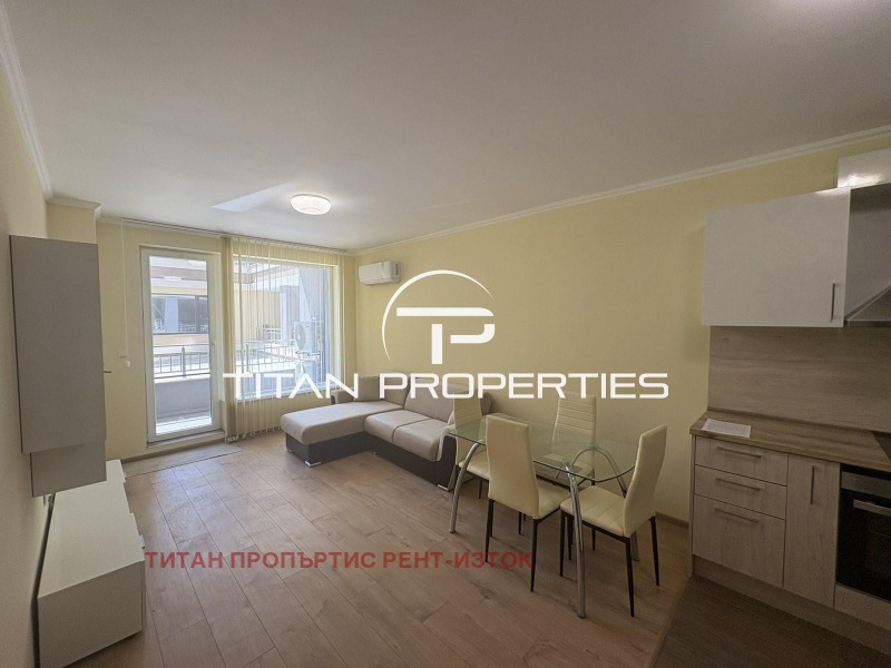Te huur  1 slaapkamer Burgas , Slavejkov , 65 m² | 85752550