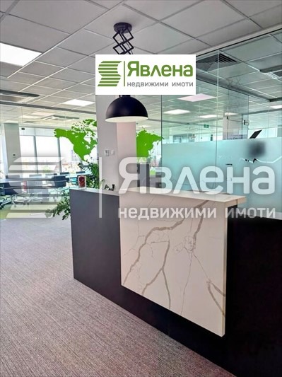 K pronájmu  Kancelář Sofia , Mladost 4 , 313 m2 | 40304606