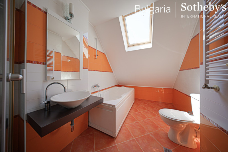 Zu vermieten  Haus Sofia , m-t Kambanite , 300 qm | 30584888 - Bild [16]
