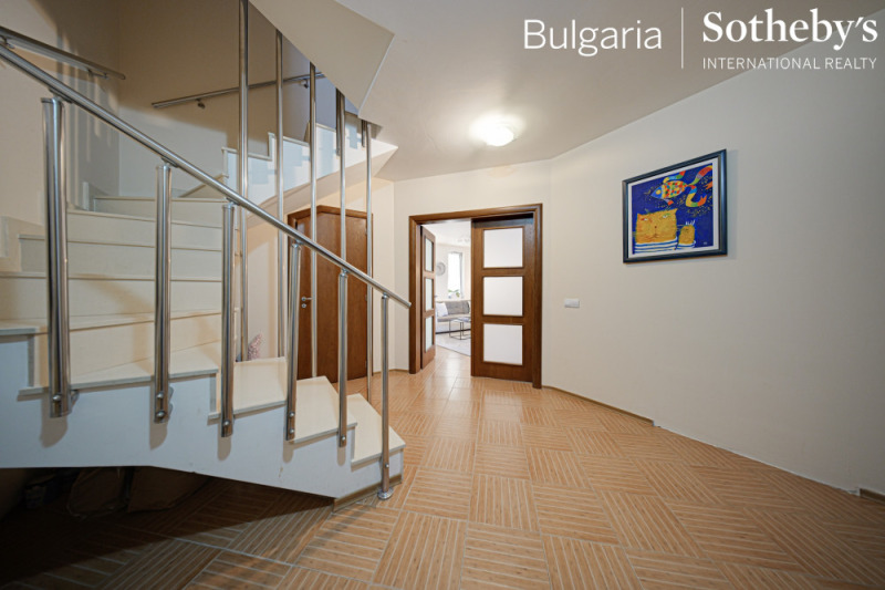 Zu vermieten  Haus Sofia , m-t Kambanite , 300 qm | 30584888 - Bild [6]