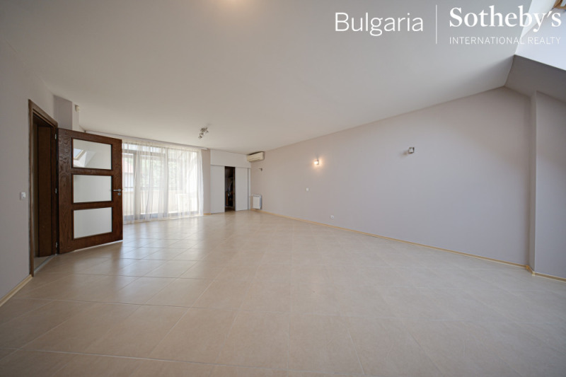 Zu vermieten  Haus Sofia , m-t Kambanite , 300 qm | 30584888 - Bild [15]