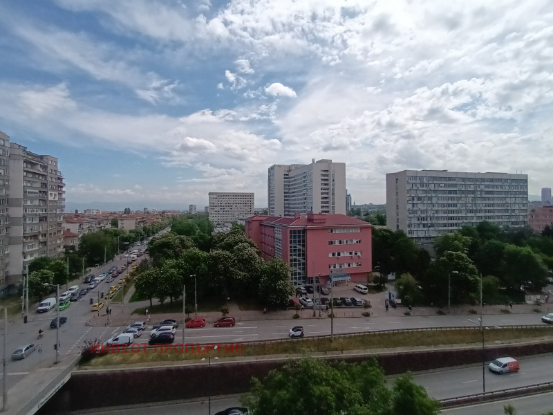 A louer  2 chambres Sofia , Tsentar , 100 m² | 76752322