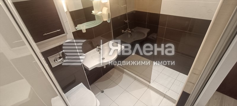 Дава под наем  3-стаен град Пловдив , Южен , 112 кв.м | 57977006 - изображение [13]