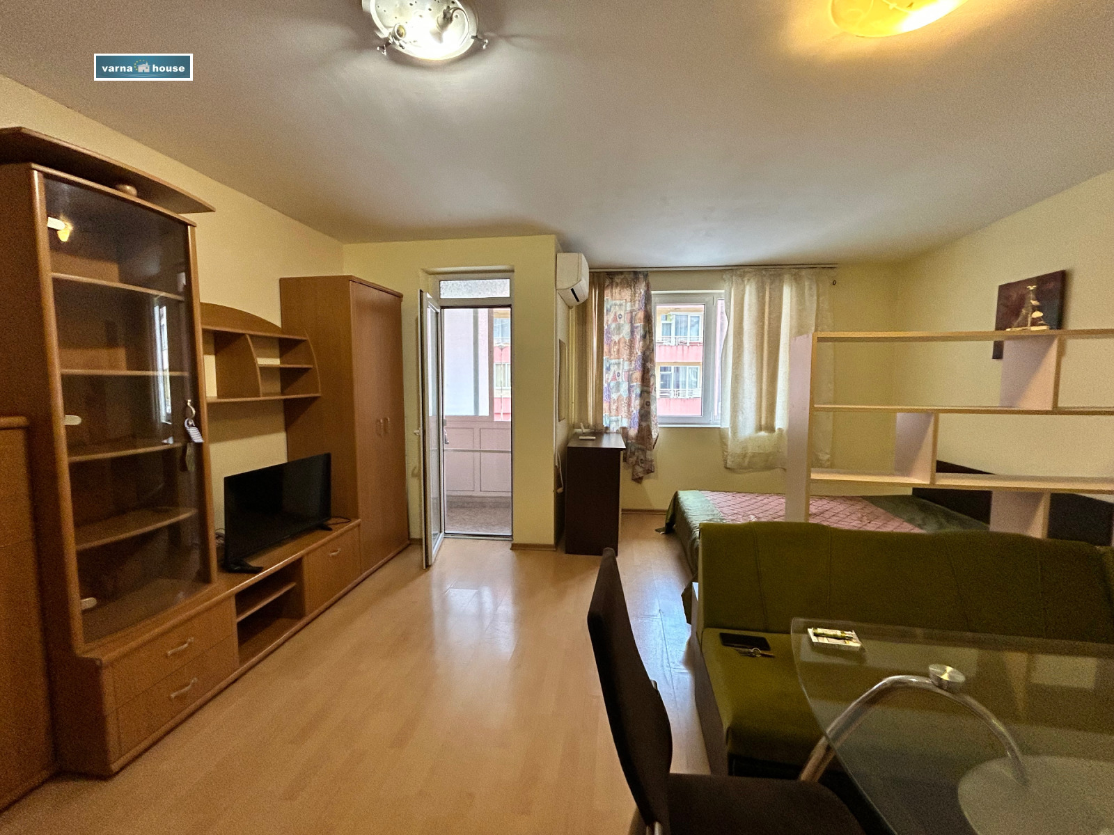Дава под наем 1-СТАЕН, гр. Варна, Цветен квартал, снимка 3 - Апартаменти - 54191452