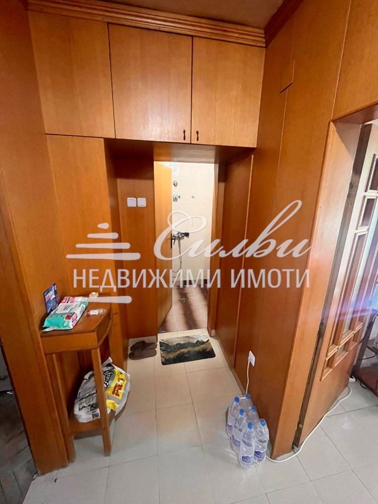 Дава под наем 3-СТАЕН, гр. Шумен, Център, снимка 8 - Апартаменти - 56487186