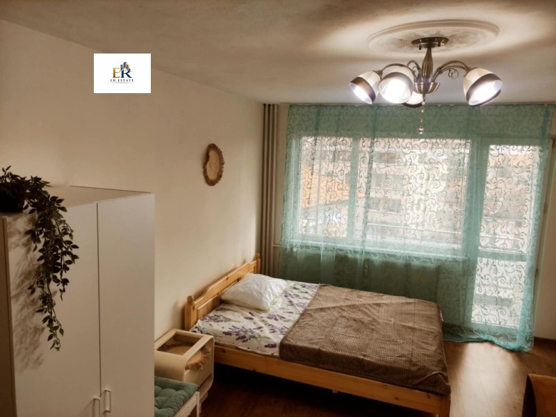 Дава под наем 3-СТАЕН, гр. Плевен, Идеален център, снимка 4 - Апартаменти - 53602765