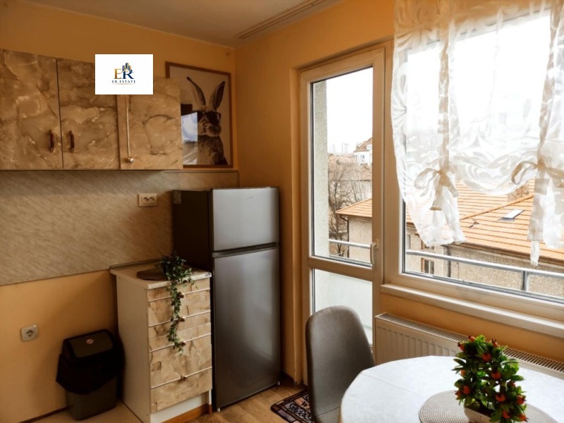 Дава под наем 3-СТАЕН, гр. Плевен, Идеален център, снимка 11 - Апартаменти - 53602765