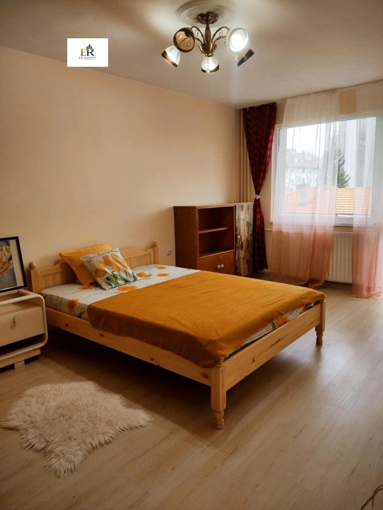 Дава под наем 3-СТАЕН, гр. Плевен, Идеален център, снимка 3 - Апартаменти - 53602765