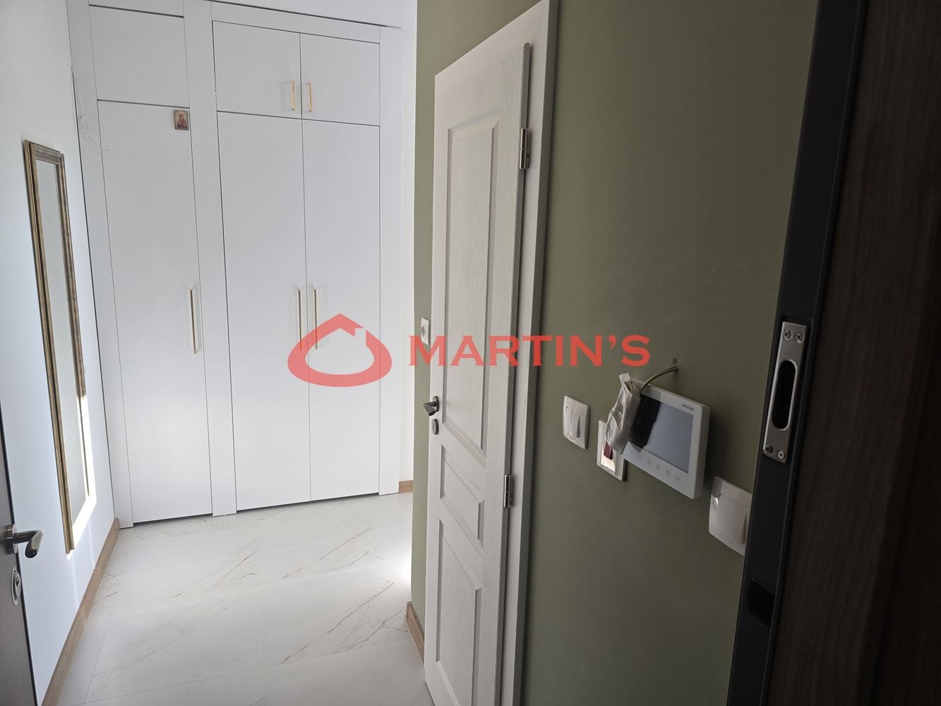 Дава под наем 2-СТАЕН, гр. София, Център, снимка 2 - Апартаменти - 56714714
