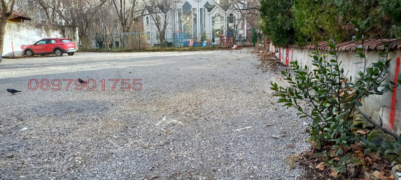 Дава под наем ГАРАЖ, ПАРКОМЯСТО, гр. София, Център, снимка 3 - Гаражи и паркоместа - 52973854