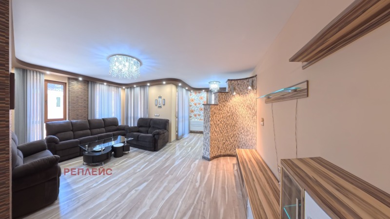 Дава под Наем 3-СТАЕН в град Варна, Бриз - 140 кв.м / 1 500 € » 2 933.75 лв., РЕПЛЕЙС