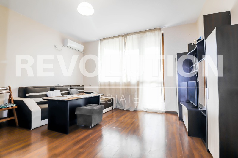 Дава под нем  2-стаен, град Варна, м-т Ален мак •  325 EUR • ID 15596437 — holmes.bg - [1] 