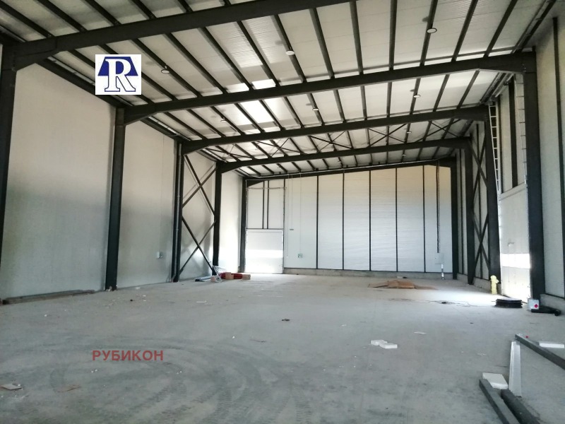 Do wynajęcia  Budynek przemysłowy Plowdiw , Industrialna zona - Sewer , 2200 mkw | 47288475
