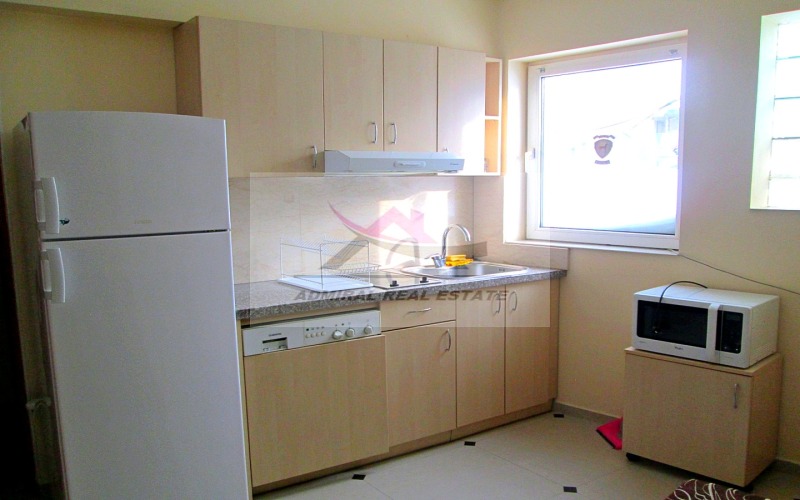 Дава под наем 2-СТАЕН, гр. Варна, Център