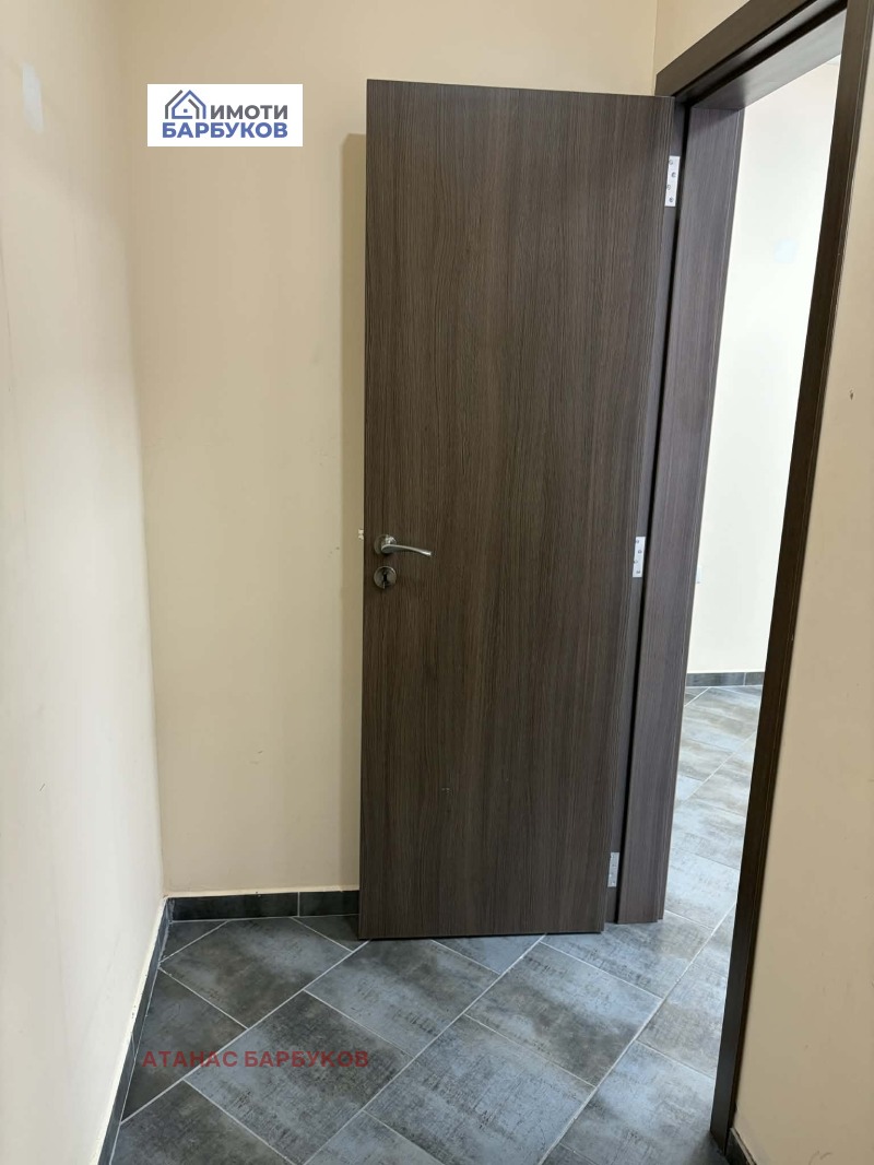 Дава под наем МАГАЗИН, гр. Русе, Център, снимка 3 - Магазини - 53295109