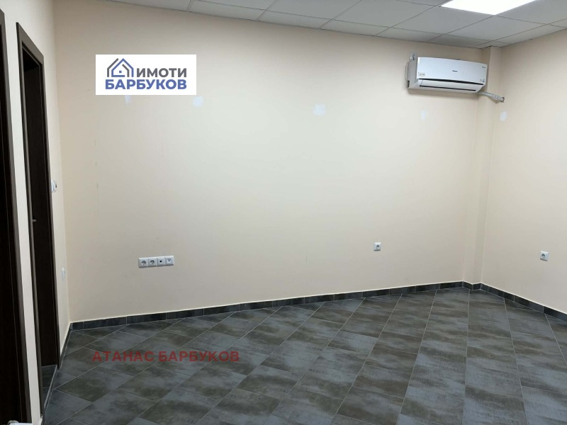 Дава под наем МАГАЗИН, гр. Русе, Център