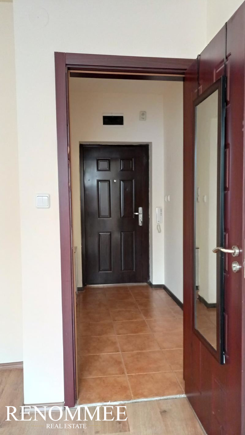 Издаје се  1 спаваћа соба Софија , Младост 1А , 54 м2 | 38291057 - слика [7]