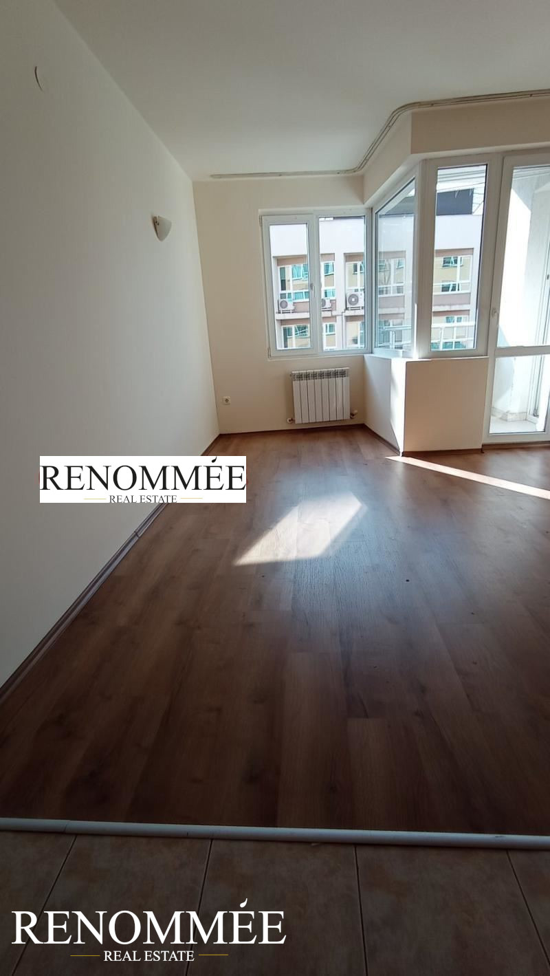 Издаје се  1 спаваћа соба Софија , Младост 1А , 54 м2 | 38291057
