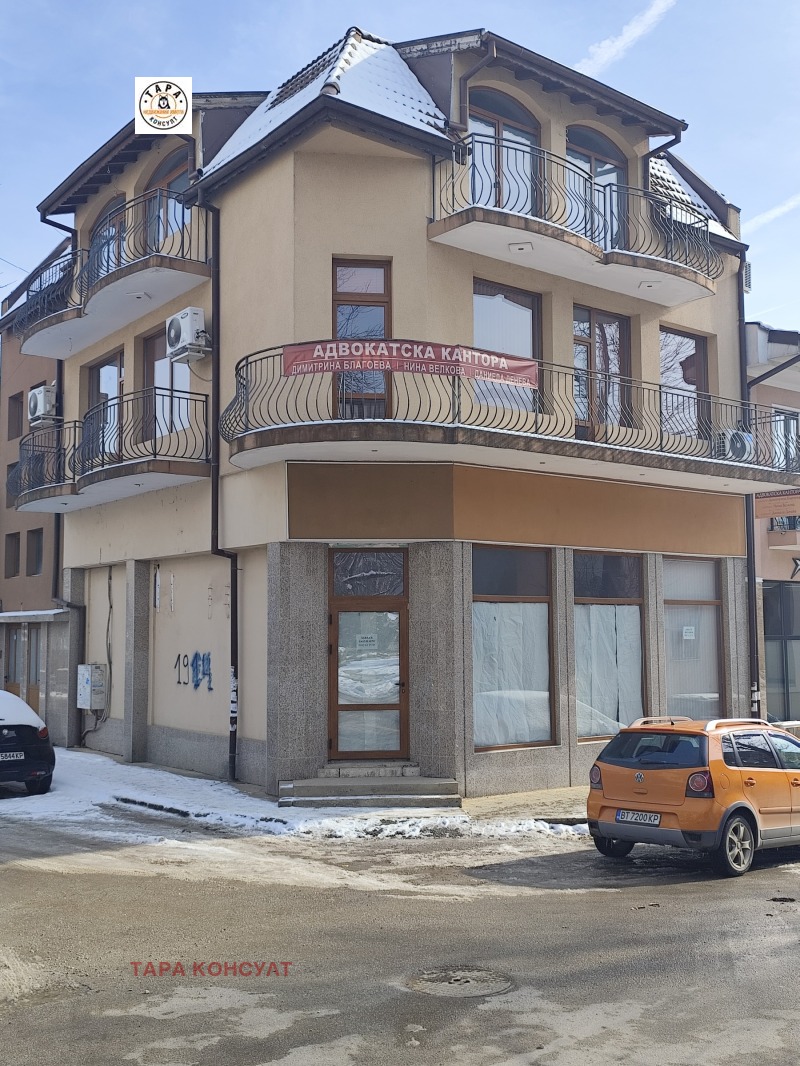 Дава под наем МАГАЗИН, гр. Горна Оряховица, област Велико Търново