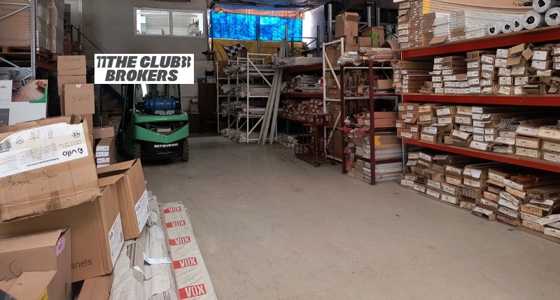 K pronájmu  Úložný prostor Sofia , Republika , 250 m2 | 71402676