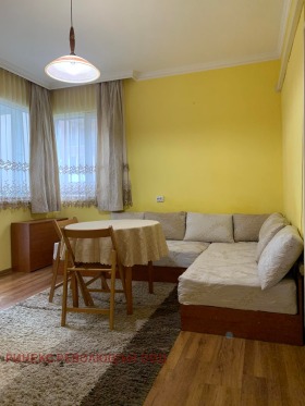 1 dormitorio Lazur, Burgas 1