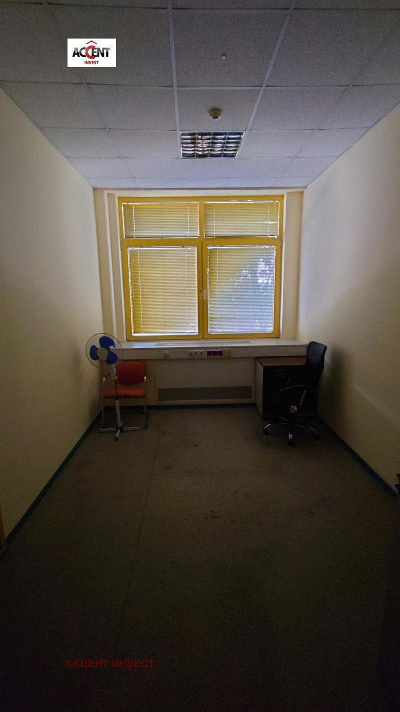 En renta  Oficina Varna , Zapadna promishlena zona , 14 metros cuadrados | 32206170
