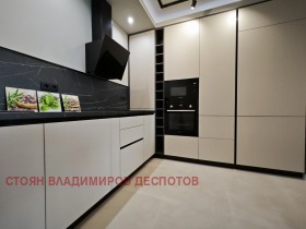 2 спаваће собе Лагера, Софија