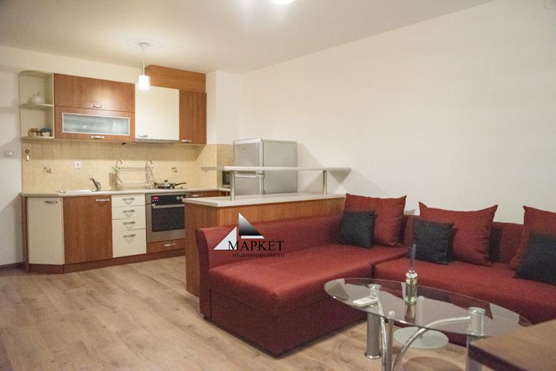 Zu vermieten  1 Schlafzimmer Plowdiw , Mladeschki Halm , 80 qm | 47437165