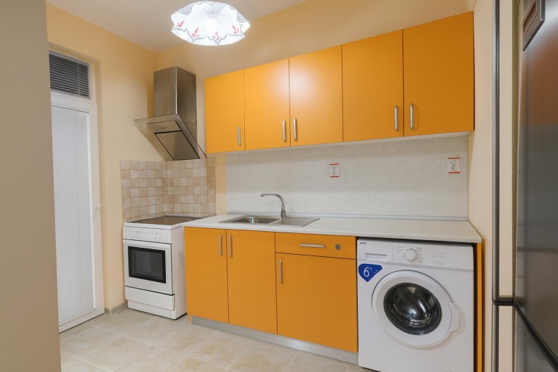 Zu vermieten  2 Schlafzimmer Plowdiw , Kameniza 1 , 98 qm | 43110173 - Bild [2]