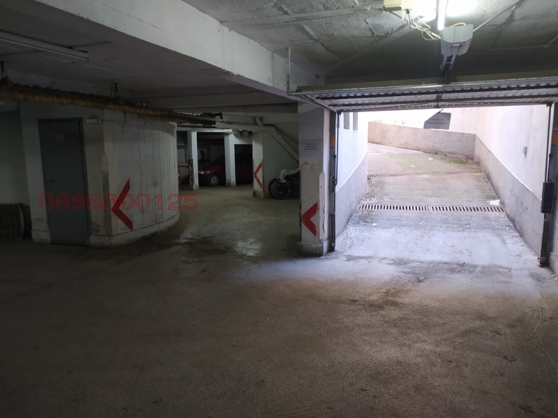 Дава под наем ГАРАЖ, ПАРКОМЯСТО, гр. Бургас, Център, снимка 7 - Гаражи и паркоместа - 53065395