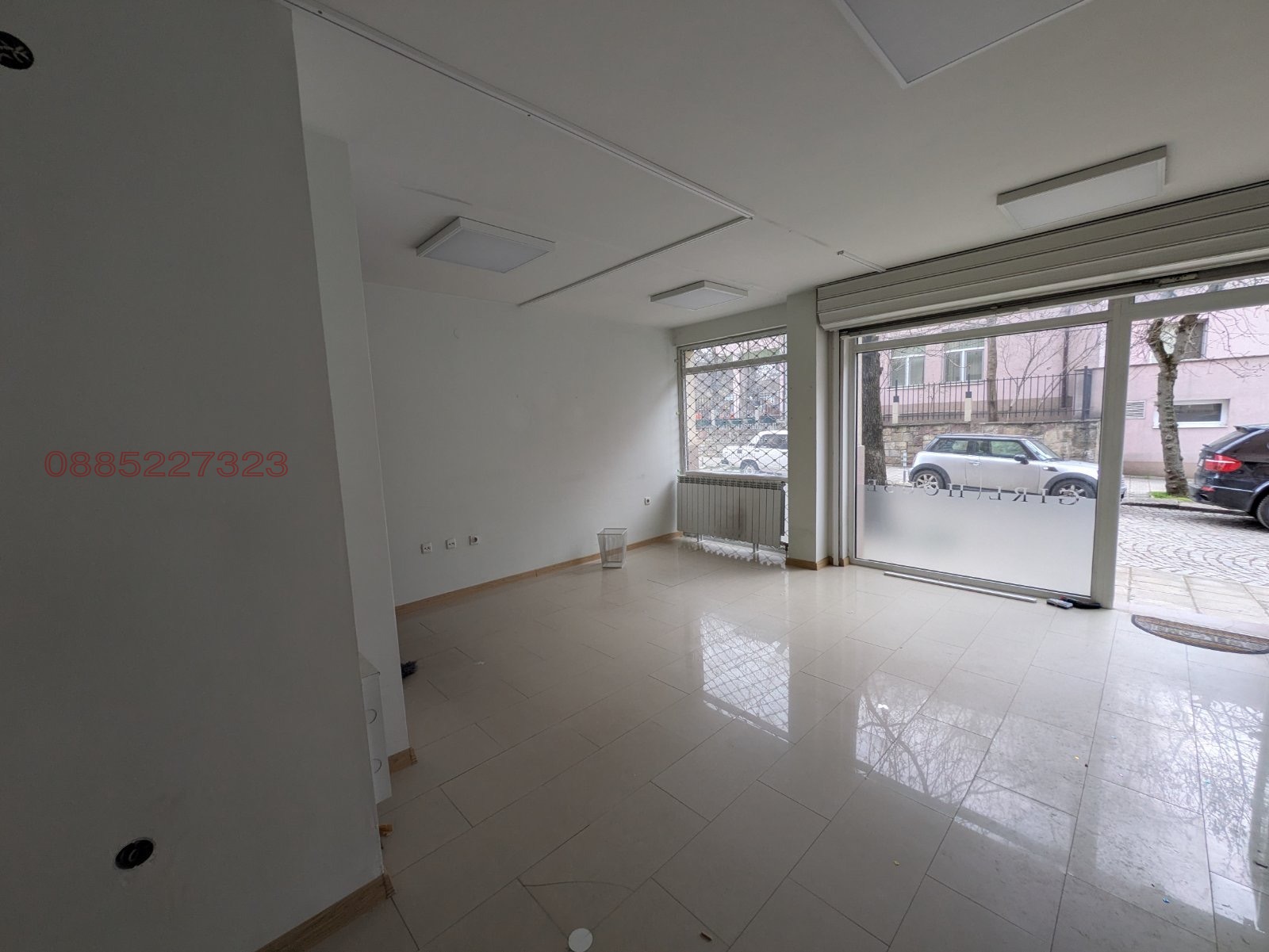 Дава под наем МАГАЗИН, гр. София, Света Троица, снимка 4 - Магазини - 53910938