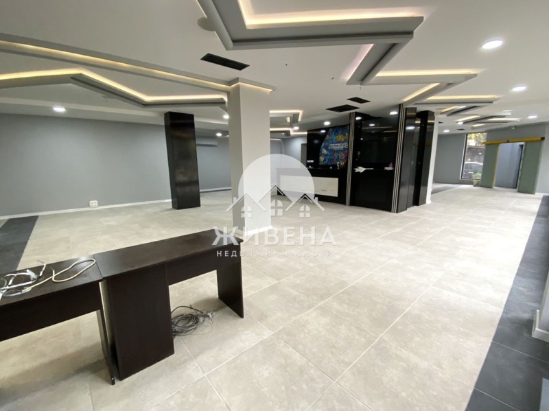 Te huur  Winkel Varna , Ljatno kino Trakija , 450 m² | 46185335 - afbeelding [5]