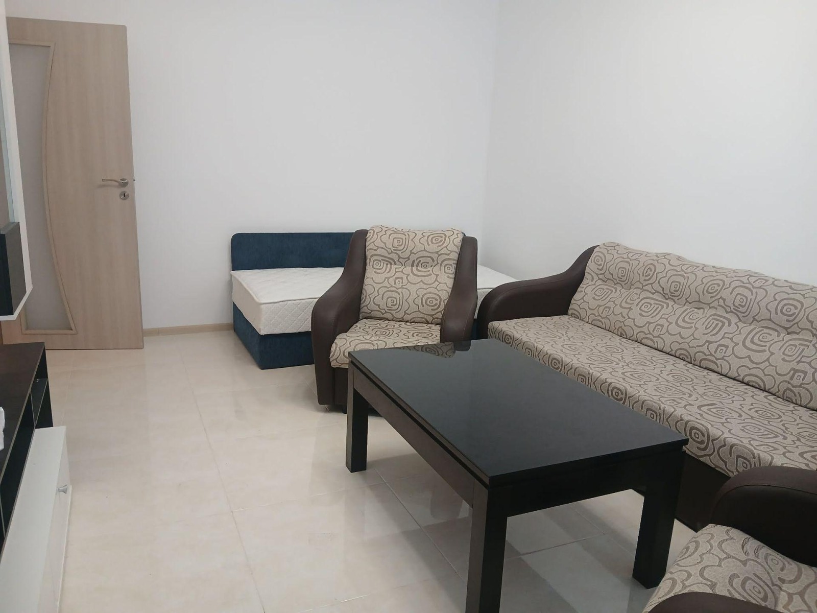 Дава под наем 2-СТАЕН, гр. София, Надежда 1, снимка 2 - Апартаменти - 53833891