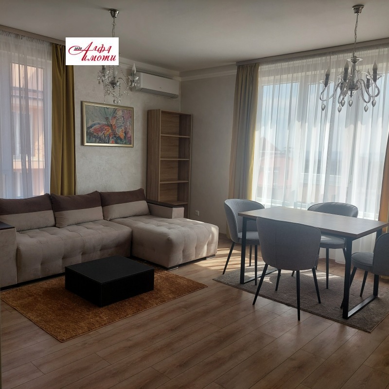 Дава под Наем 3-СТАЕН в град Шумен, Пазара - 110 кв.м / 510 € » 997.47 лв., АЛФА ИМОТИ 2020 ЕООД