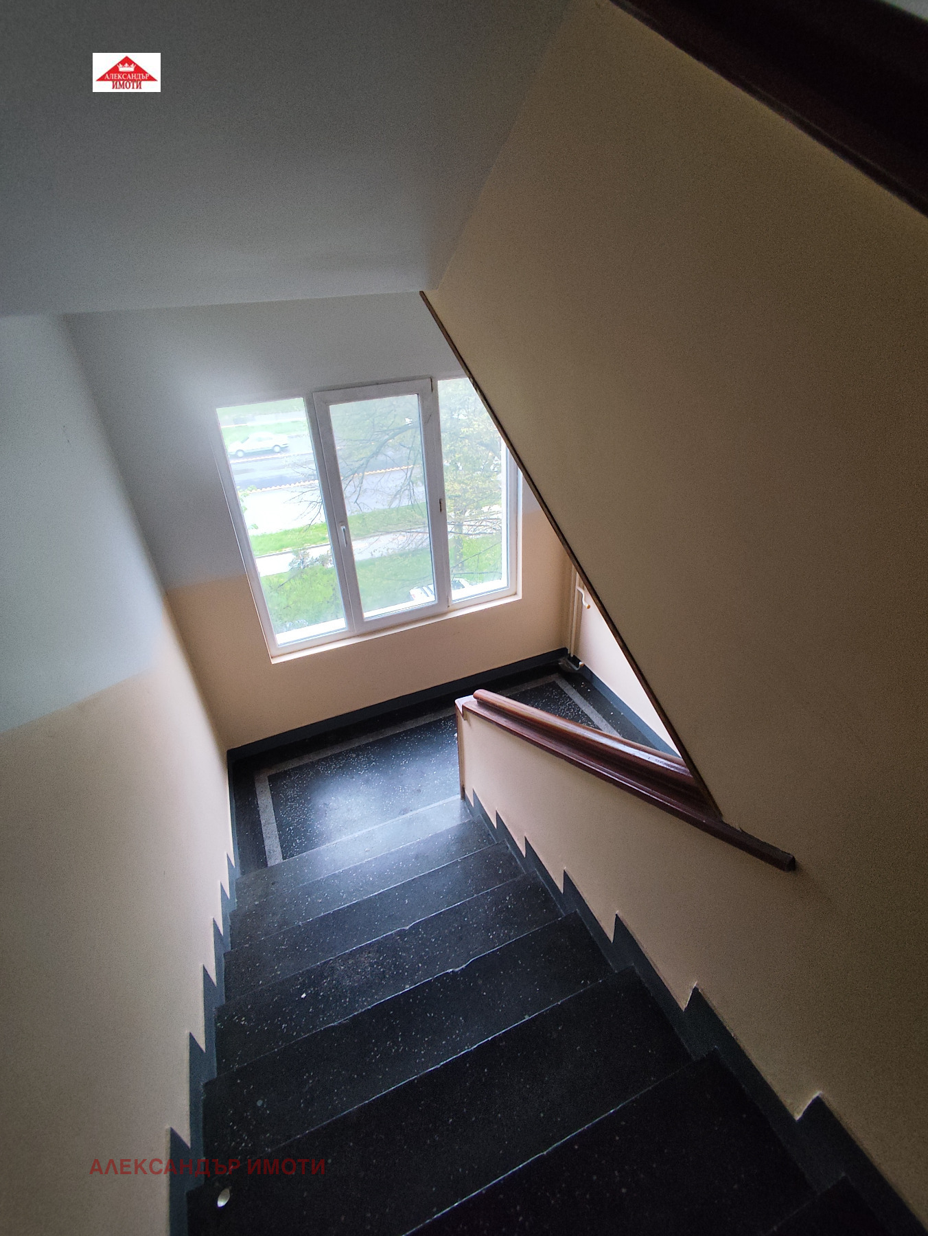 ���� ��� ���� 2-����� | Imot.bg � ����������� 8