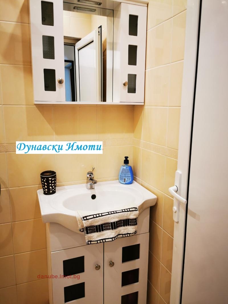 För uthyrning  1 sovrum Ruse , Centar , 62 kvm | 44371463 - bild [9]