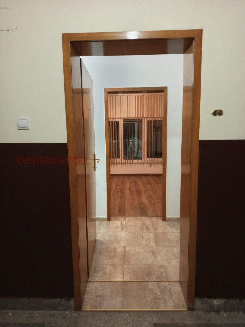 Дава под наем ОФИС, гр. Перник, Център, снимка 7 - Офиси - 52998661