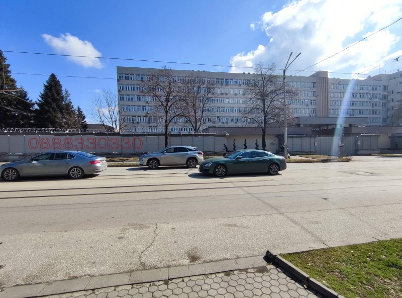 Дава под наем ГАРАЖ, ПАРКОМЯСТО, гр. София, Лозенец, снимка 3 - Гаражи и паркоместа - 52783231