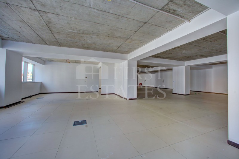 Дава под Наем ОФИС в град София, Център - 425 кв.м / 5 950 € » 11 637.19 лв., КЕЛЪР УИЛЯМС ЦЕНТЪР